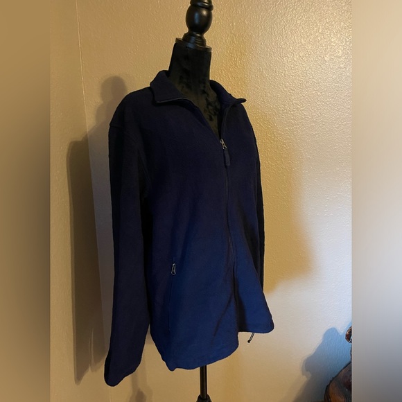 Lands End Fleece Zip Up Jacket Size Medium Blue in color. - Picture 2 of 9